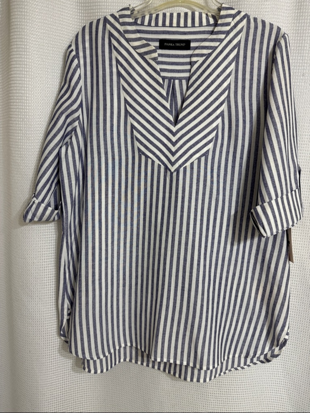 NWT women’s Ivanka Trump top. Size L
